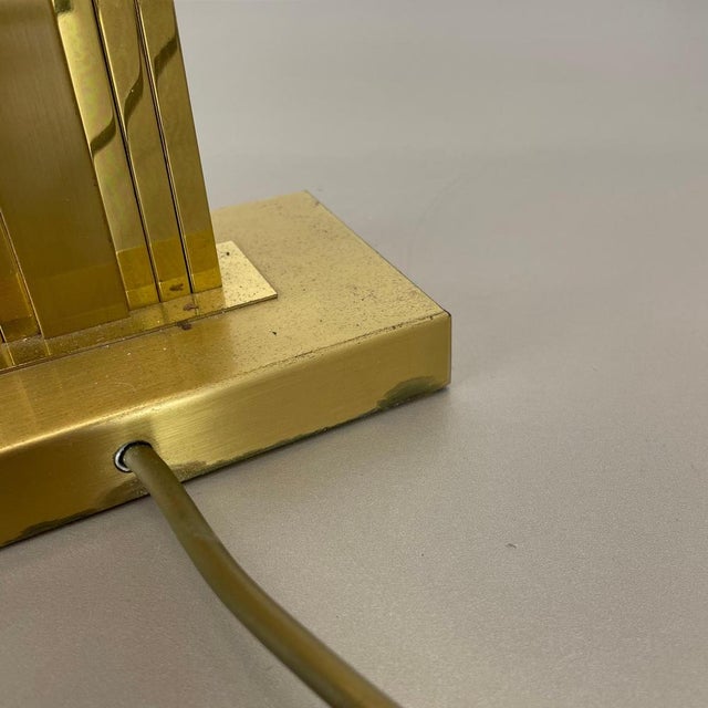 Hollywood Regency Brass and Acrylic Glass Table Light from WKR Lights, Germany, 1970s For Sale - Image 17 of 18