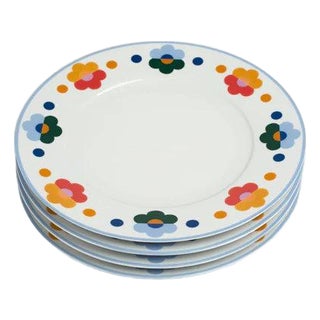 Floral Porcelain Dinner Plates, Set of 4 For Sale