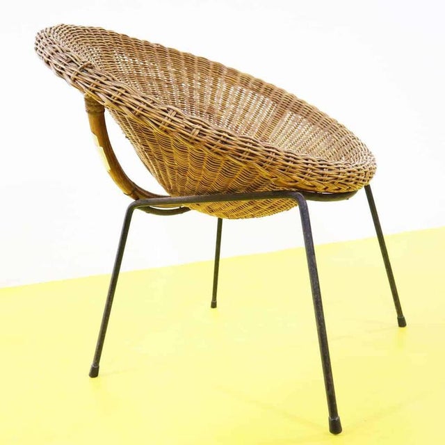 2000 - 2009 Rounded Wicker and Metal Lounge Chair For Sale - Image 5 of 10