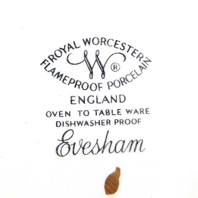 1960s 1960s Royal Worcester Round Caserole Dish With No Lid in Eversham Gold For Sale - Image 5 of 6