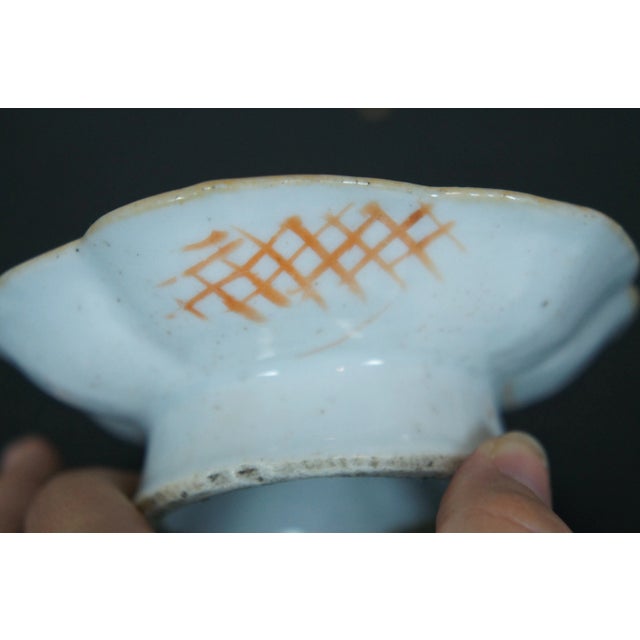 Antique Qing Dynasty Chinese Export Porcelain Footed Dish Lotus Bird Compote For Sale - Image 9 of 11