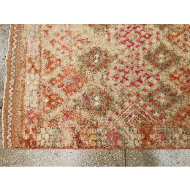 Textile Galerie Shabab Collection Mid-20th Century Turkish Anatolian Runner For Sale - Image 7 of 10