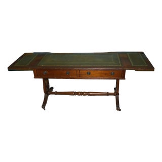 English Style Coffee Table in Mahogany and Embossed Leather, 1970s For Sale