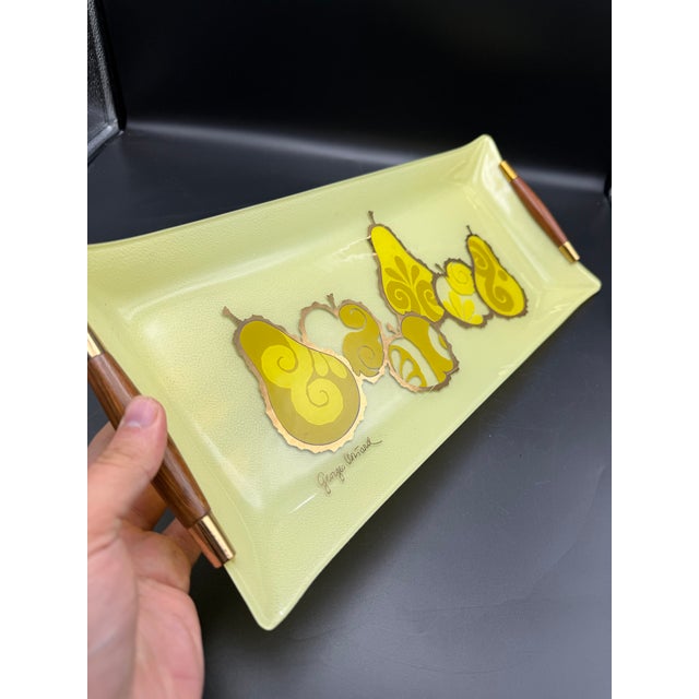 Wood Vintage Georges Briard MCM Yellow Pear Fruit Curved Glass Tray With Wood Handles – Signed For Sale - Image 7 of 10