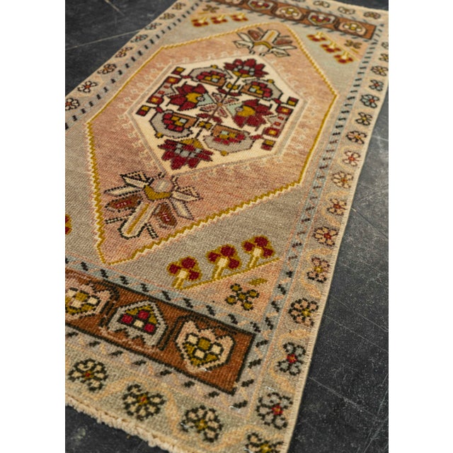 Textile Turkish Mini Rug Oriental Hand Knotted Vintage Rug 1'7" x 3'4" #21213 For Sale - Image 7 of 8
