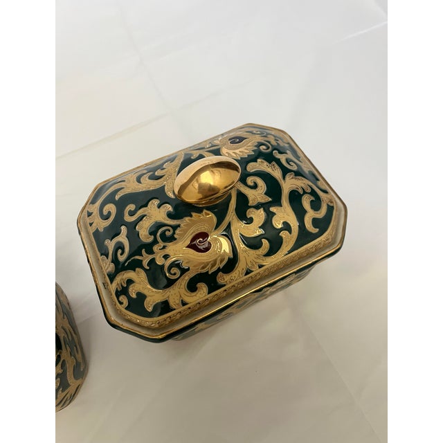 Vintage Green & Gold Chinoiserie Porcelain Boxes — Pair For Sale - Image 4 of 11