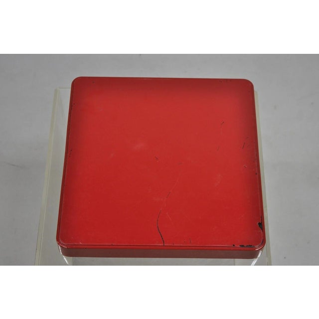 Late 20th Century Red Lacquered Wood Ancient Egyptian Hieroglyphic Gold Papyrus Square Bar Tray For Sale - Image 11 of 12