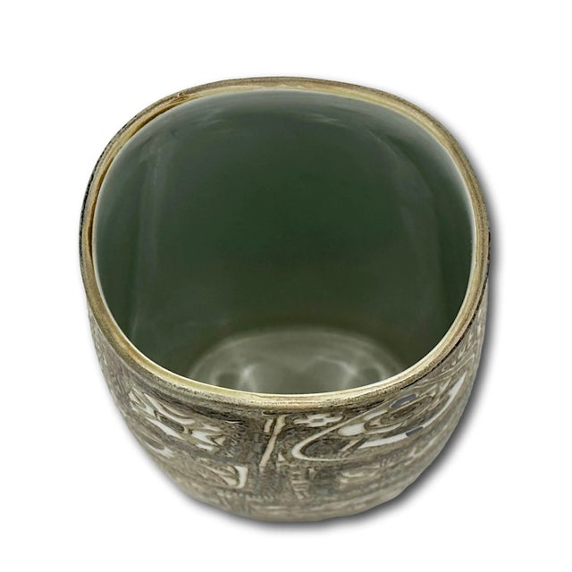 Vintage Mid Century Royal Copenhagen Denmark Nils Thorsson Baca Design Ceramic Vase - 11 1/2 Inches Tall For Sale - Image 10 of 12