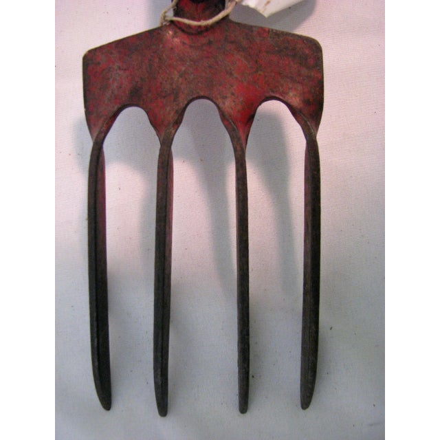 Antique Wooden Handled Garden Fork Made in England For Sale In Dallas - Image 6 of 9