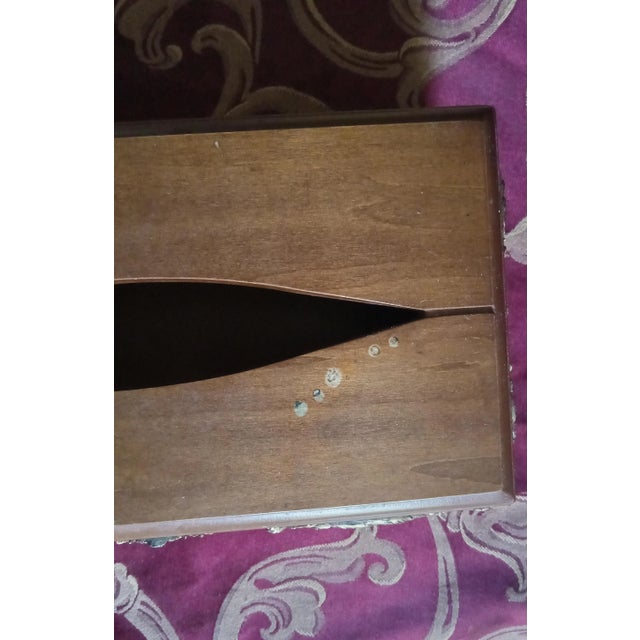 Traditional Rustic Elegant Box - Walnut Ornamental Wooden Facial Tissue Napkin Holder: Brown Natural Solid Wood & Gold, Hinged Lid, VTG Scallop Design For Sale - Image 10 of 10