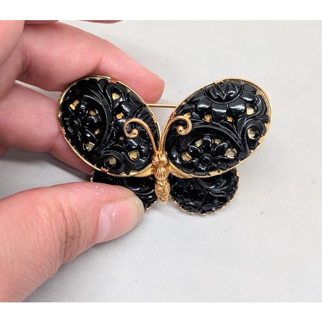 Black Vintage 1960s Signed Napier Goldtone Carved Faux-Onyx Butterfly Brooch For Sale - Image 8 of 8