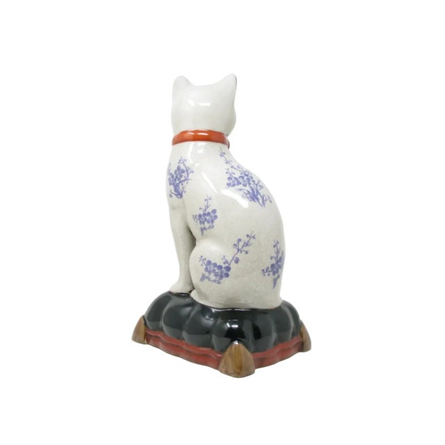 Ceramic Vintage Large Staffordshire Style Ceramic Cat on Pillow Sculpture For Sale - Image 7 of 13