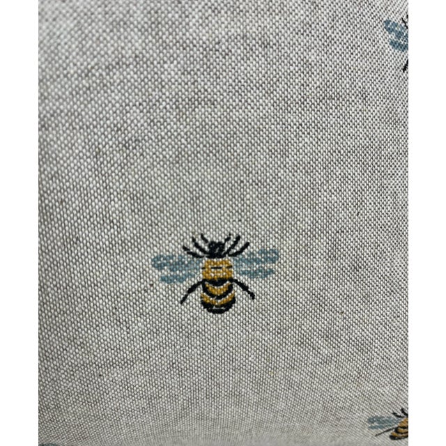 English 20" Square Decorative Throw Pillow Featuring a Pattern Made Up of Stately Bees in Flight - Made in the U K For Sale - Image 3 of 11