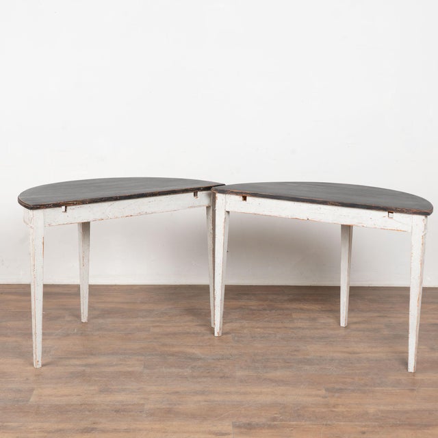 19th Century Swedish Gustavian Pair of Demi Lune Side Tables Consoles For Sale - Image 11 of 11