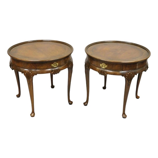 Vintage Baker English Queen Anne Style Burl Walnut Round Lamp End Tables - Pair For Sale