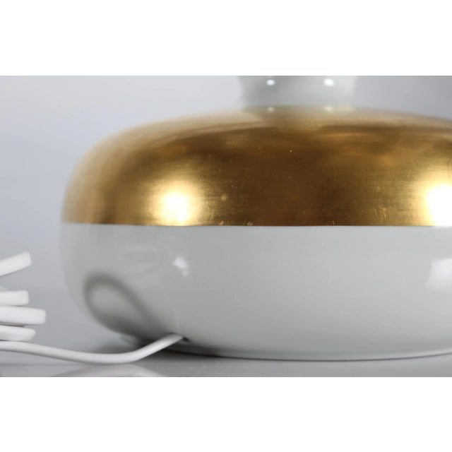 Mid-Century Modern Tall Table Lamp with White & Gilded Glaze from Royal Copenhagen, Denmark, 1970s For Sale - Image 3 of 10