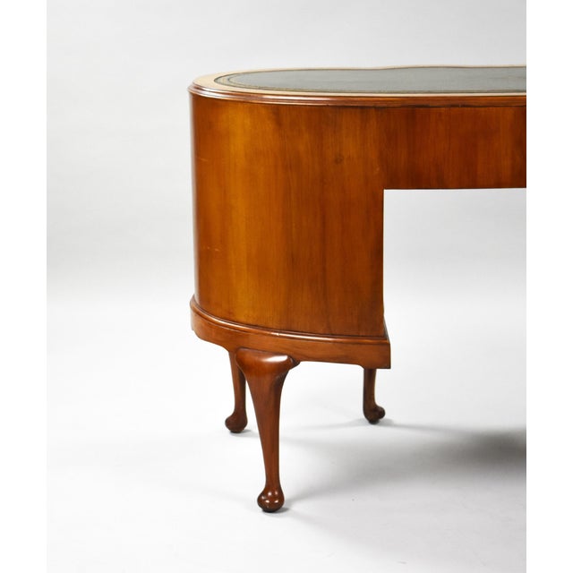 Kidney-Shaped Walnut Desk, 1920s For Sale - Image 12 of 18