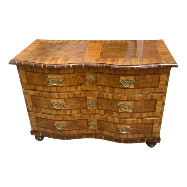 Baroque Saxony Walnut and Maple Chest of Drawers, 1760s For Sale
