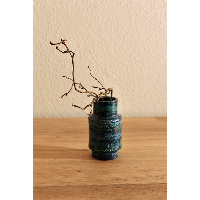 Mid-Century Modern Rimini Blu Ceramic Vase by Aldo Londi for Bitossi, Italy, 1960s For Sale - Image 3 of 8