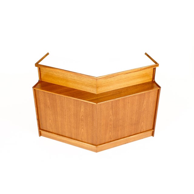 1960s Danish Modern Mid Century Teak Angular Dry Bar With Display Cabinet — Turnidge For Sale - Image 4 of 14