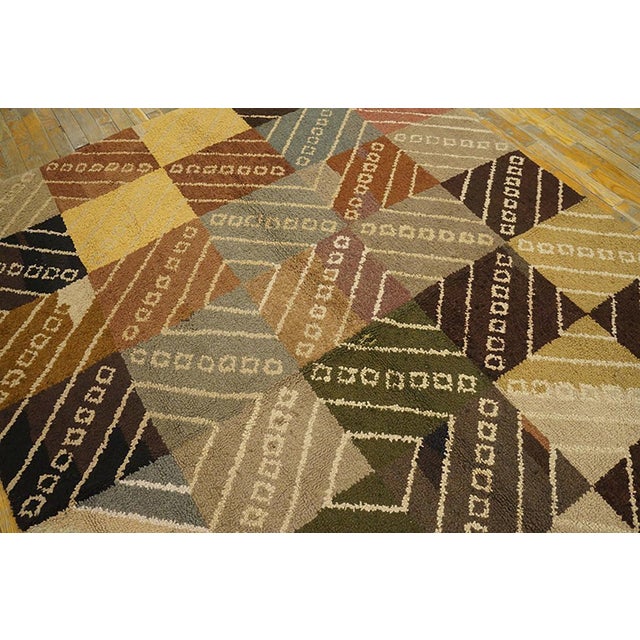 Mid 20th Century 1960s Multicolor Diamond Modern Vintage American Hooked Rug 5' 7" X 7' 10" Hand Knotted Wool Carpet For Sale - Image 5 of 6