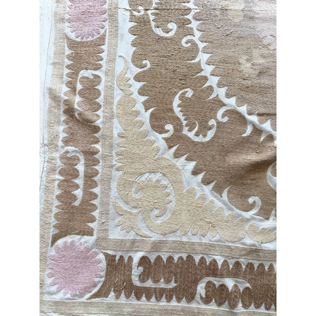Mid-Century Modern Hand-Embroidered Neutral Tan Suzani Wall Hanging Decor, 5'2'' X 5'4'' For Sale - Image 3 of 9