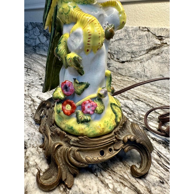 20th Century French Louis XV Style Porcelain Parrot With Gilt Bronze Rococo Mounted Table Lamp For Sale - Image 11 of 12