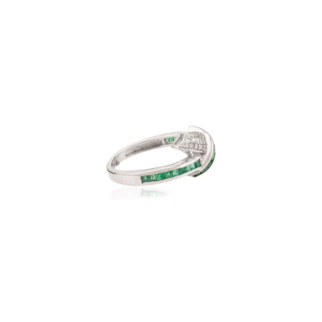 Not Yet Made - Made To Order Contemporary 1.1 CTW Emerald Crossline Sterling Silver Ring With Pave Set Diamond - Size 7 For Sale - Image 5 of 11
