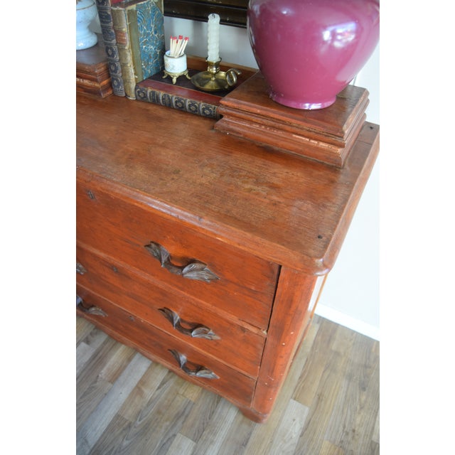 Late 19th Century 19th-Century American Cherry Chest of Drawers With Original Leaf Pulls For Sale - Image 5 of 6