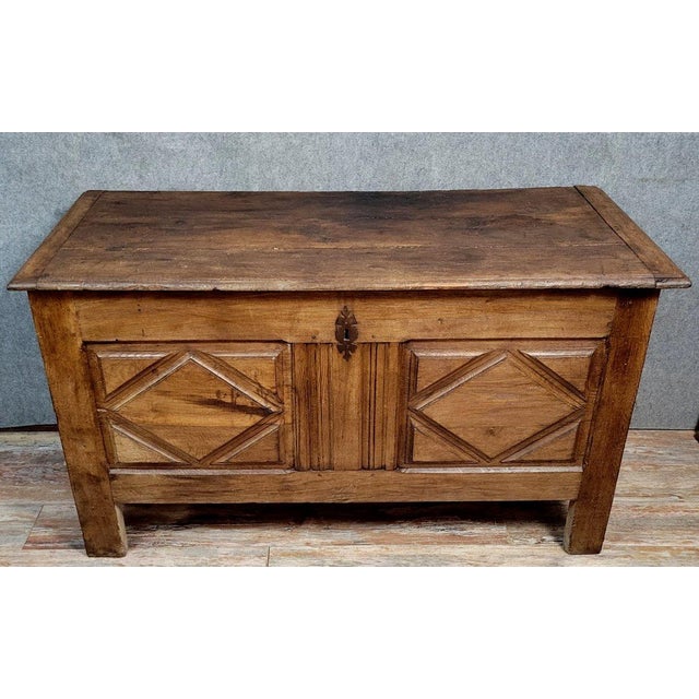 Large Louis XIV Chest in Oak For Sale - Image 3 of 8