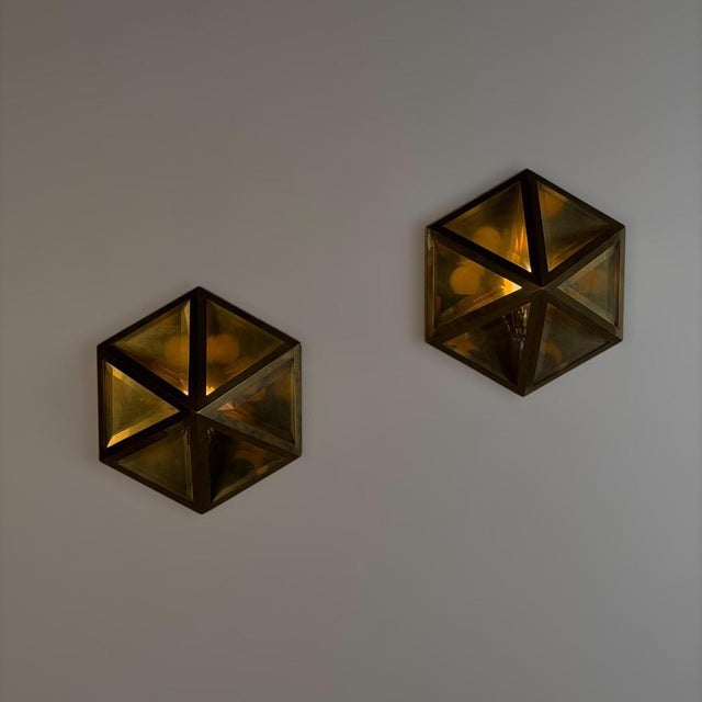Hexagonal Brass and Beveled Glass Wall Sconces by Josef Hoffmann, 1970s, Set of 2 For Sale - Image 3 of 18