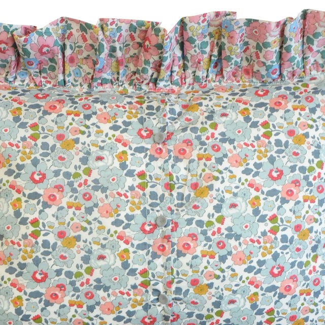 English Ruffle Cushion Made With Liberty Fabric Betsy Grey & Betsy Candy Floss For Sale - Image 3 of 4