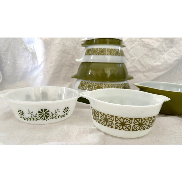 Glass Vintage Pyrex "Verde Green & Verde Square Flowers" Mixing Bowls - Set of 9 For Sale - Image 7 of 10