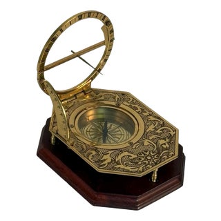 Universal Sundial and Compass in Gold-Plated Brass on Wooden Mount from Franklin Mint For Sale