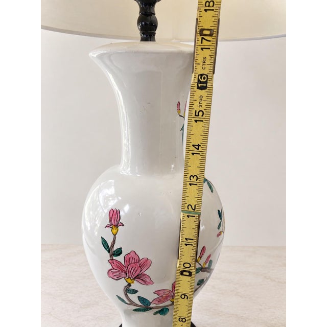 Vintage Floral Ceramic Table Lamp, White Hand-Painted Flower Motif, Traditional Cottage Style, 29” Tall, Decorative Accent Lamp For Sale - Image 4 of 10