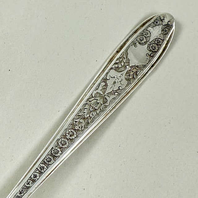 Traditional Persian Estate Silver Large Pastry Server For Sale - Image 3 of 9