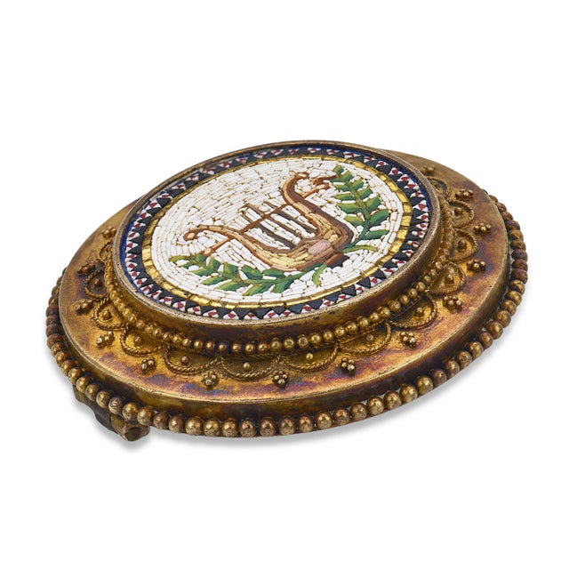 Victorian Late 19th Century Victorian Enamel Micromosaic 22k Yellow Gold Lyre Brooch For Sale - Image 3 of 6
