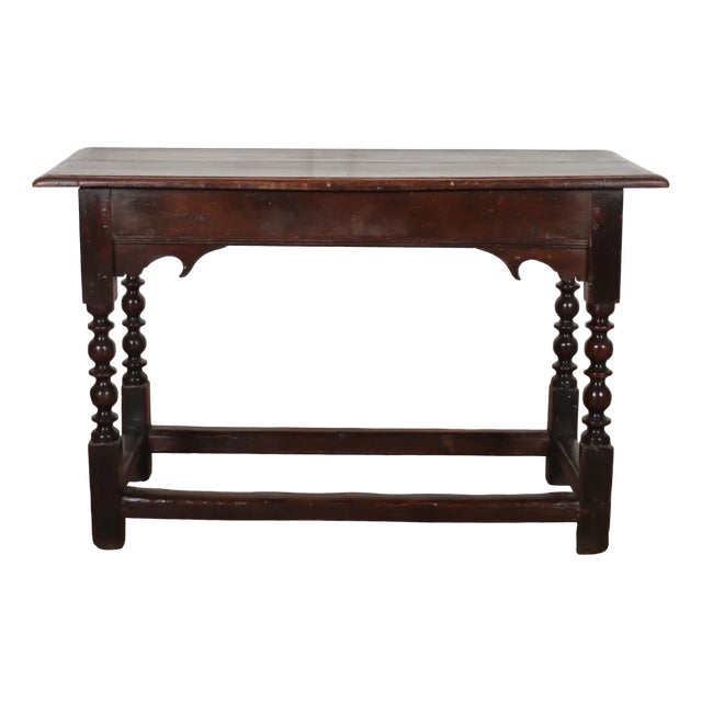 18th Century Oak Lamp Table For Sale