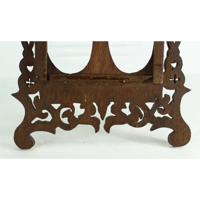19th/20th Century Double Portrait Frame Open Work Wood Carving for Two Oval Photos For Sale - Image 12 of 13