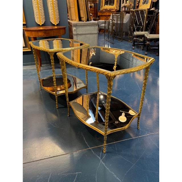 Traditional Pair of Italian Maison Bagues Manner Gilt Side Tables For Sale - Image 3 of 6