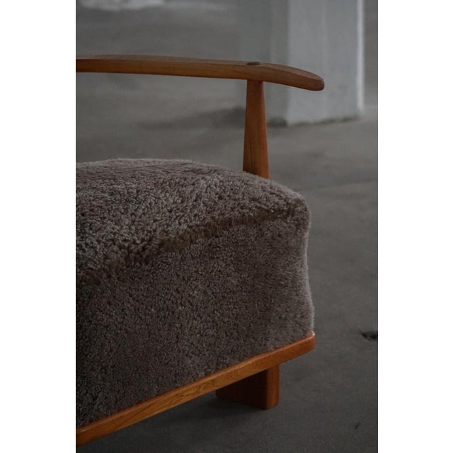 Lounge Chair in Elm and Lambswool from Fritz Hansen, 1940s For Sale - Image 15 of 18