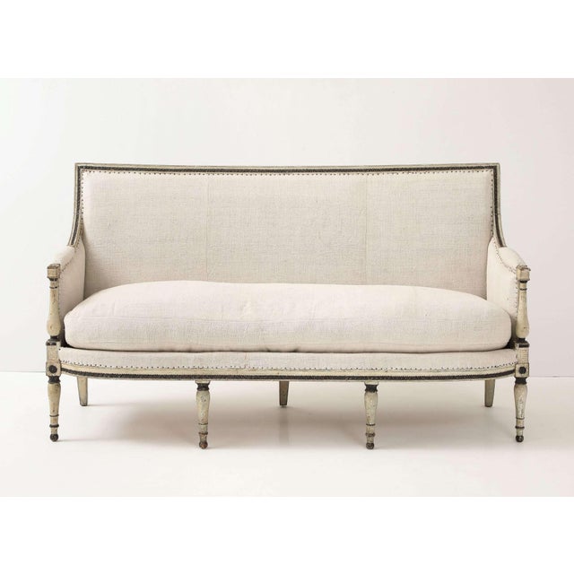 19th-Century Louis XVI Style Linen Settee For Sale In New York - Image 6 of 7