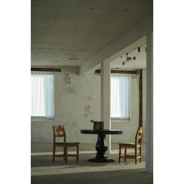 Vintage Razorblade Chairs in Oak and Green Mohair by Henning Kjærnulf, 1960s, Set of 6 For Sale - Image 12 of 18