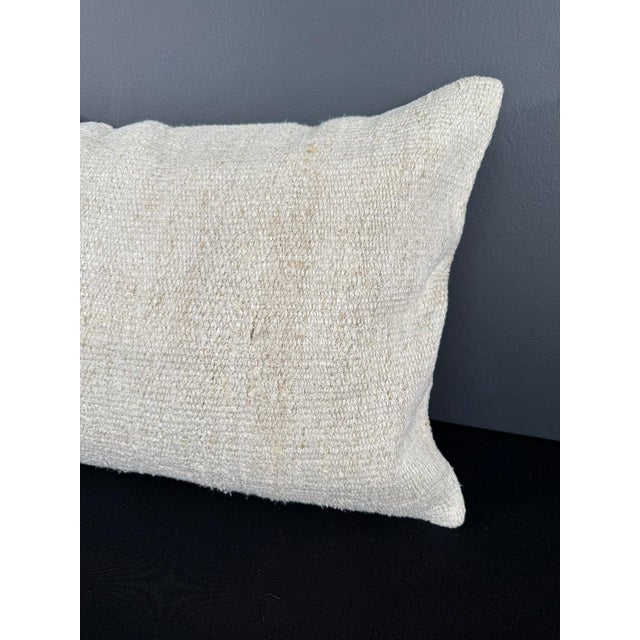 Contemporary Turkish Hemp Pillow Cushion Natural Beige Pillow Cushion Cover 16 "x 24" For Sale - Image 3 of 4