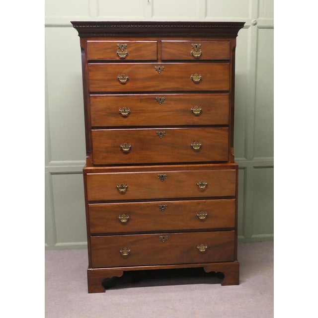 Mid 19th Century Early Victorian Mahogany Chest on Chest, 1860 For Sale - Image 5 of 7