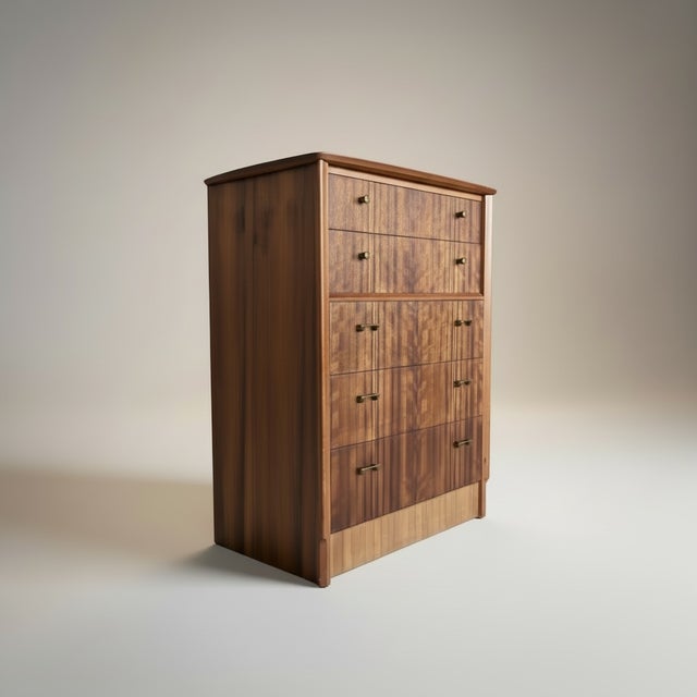 Mid-Century Walnut Uniflex Tallboy Chest of Drawers, 1960s, in Very Good conditions. Designed 1960 to 1969