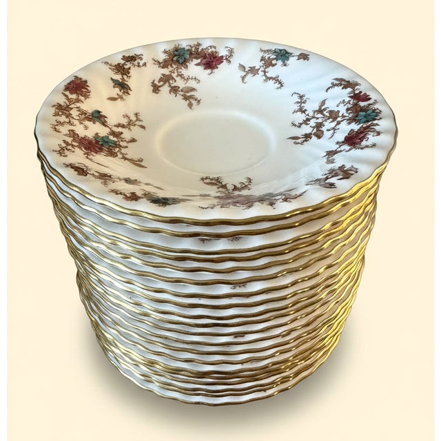 White 146-Piece Vintage Minton England "Ancestral" Fine Bone China Dinner Service for 18 – Estate Collection Circa 1965-1985 With Serving Pieces For Sale - Image 8 of 18