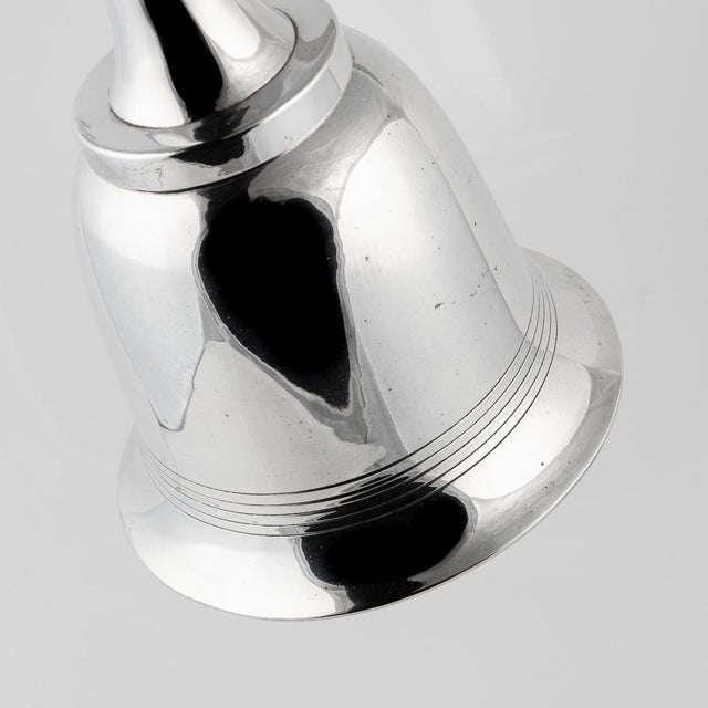 Vintage Silver Plated Bell-Form Cocktail Shaker from Hukin & Heath, 1930 For Sale - Image 12 of 14