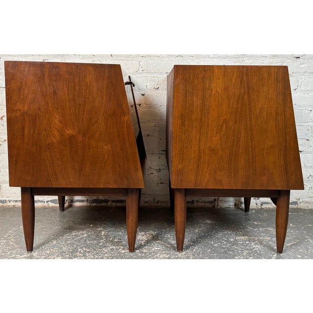 Mid-Century Modern Late 20th Century Pair of Walnut Drop Door Night Stands by Carlton House Fine Furniture For Sale - Image 3 of 16
