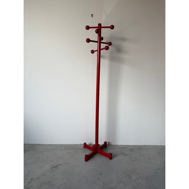 Postmodern 1980’s Italian Postmodern Memphis Style Red Stained Wood Floor Standing Hat & Coat Stand For Sale - Image 3 of 12